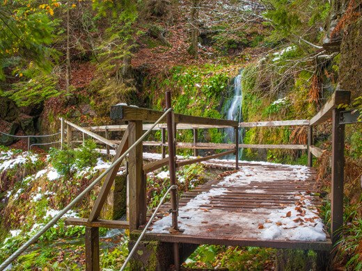 Der Sankenbach-Wasserfall: auf schmalen Erkundungspfaden in Baiersbronn wandern 2